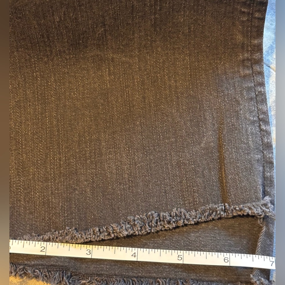 MOTHER Black Denim Jeans Insider Crop Step Fray in Not Guilty Size 30 - Picture 16 of 16